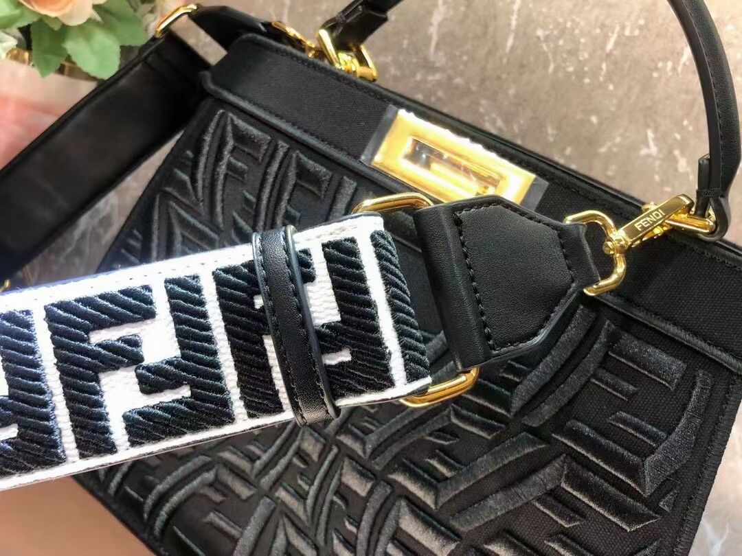 FENDI PEEKABOO ICONIC ESSENTIALLY leather bag F1516 black 