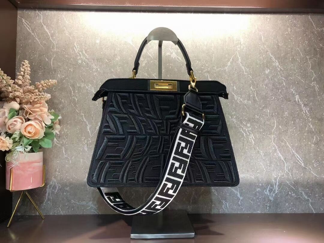 FENDI PEEKABOO ICONIC ESSENTIALLY leather bag F1516 black 