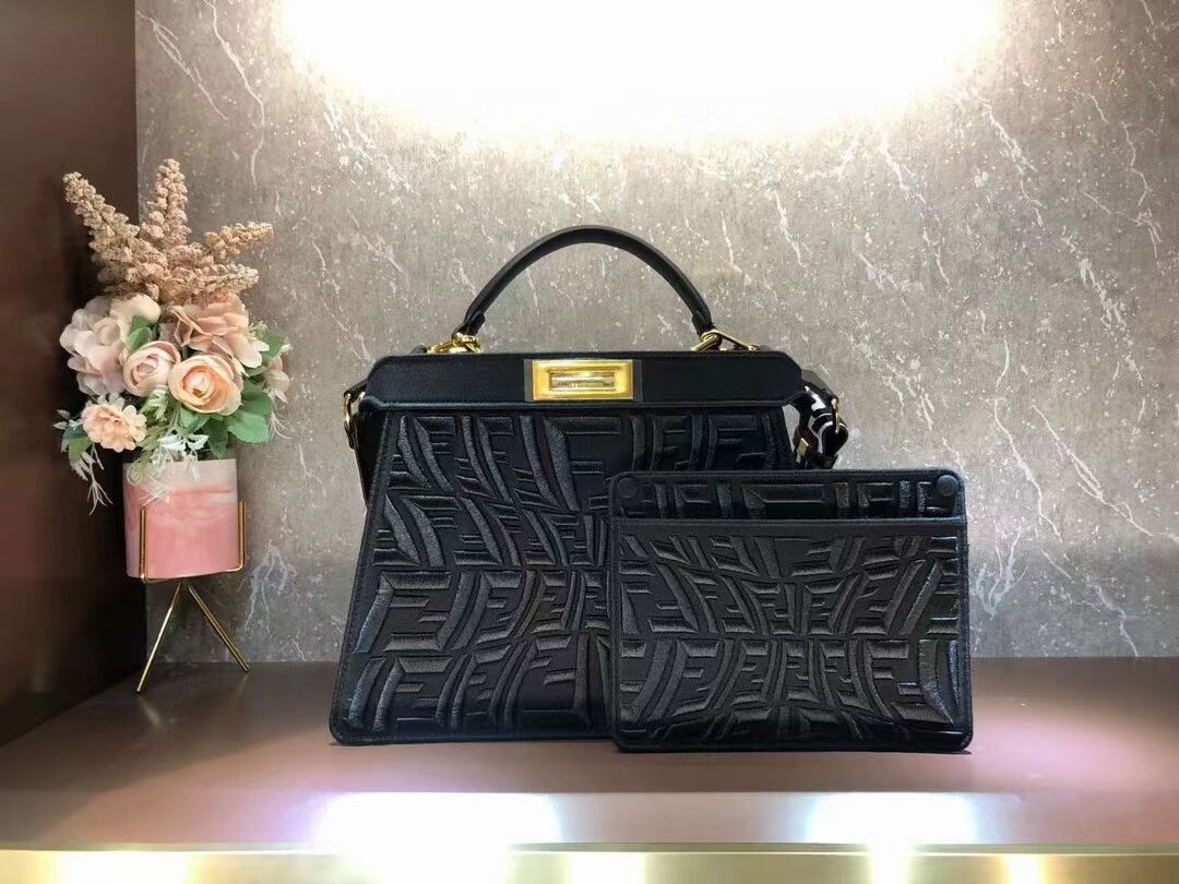 FENDI PEEKABOO ICONIC ESSENTIALLY leather bag F1516 black 