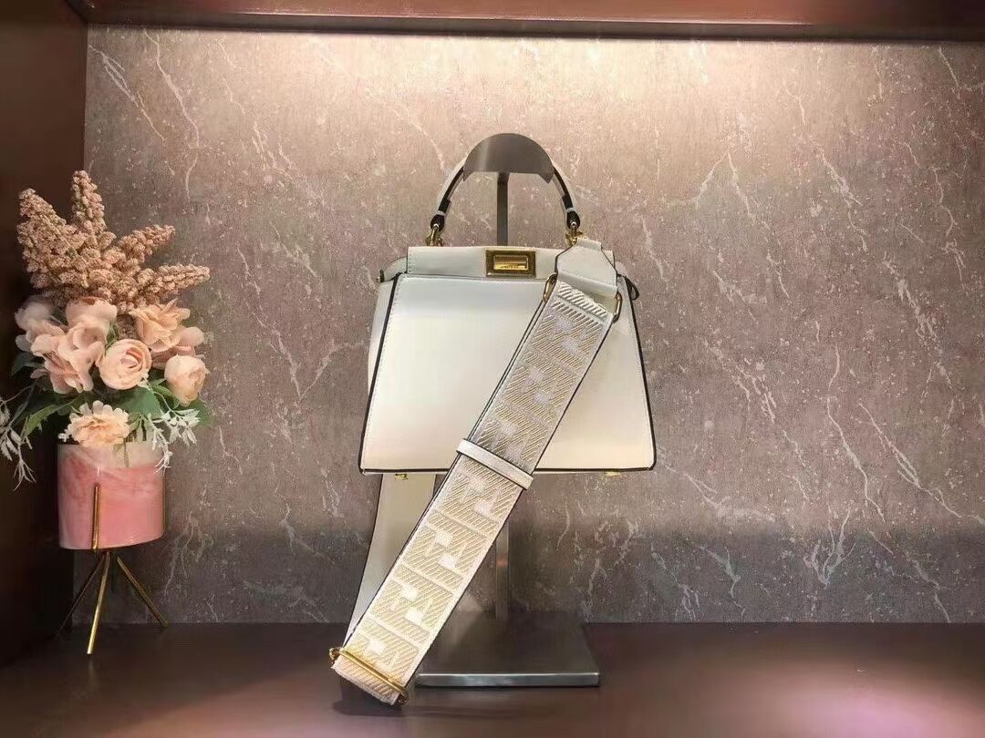 PEEKABOO ISEEU SMALL leather bag F1615 white