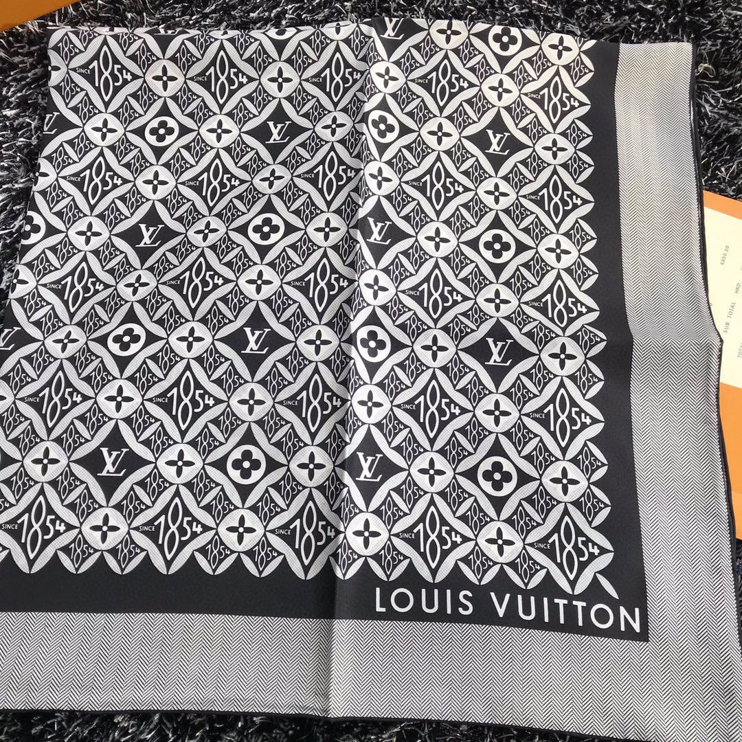 Louis Vuitton Silk Scarf M76781 Black