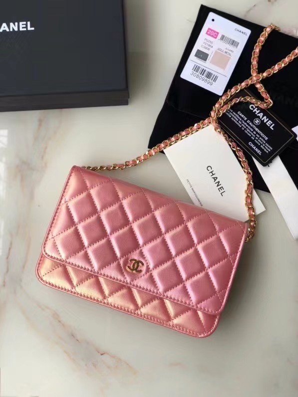 Chanel Iridescent Calfskin Chain Wallet 33814 pink