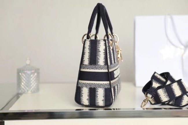 DIOR MEDIUM LADY D-LITE BAG Blue D-Stripes Embroidery M0565