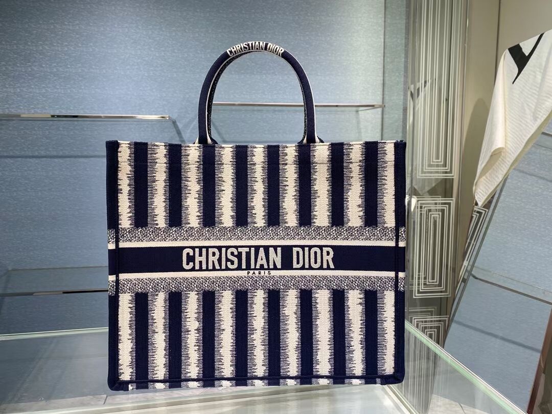 DIOR BOOK TOTE Blue D-Stripes Embroidery M1286Z