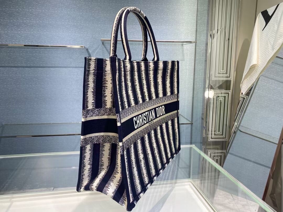 DIOR BOOK TOTE Blue D-Stripes Embroidery M1286Z