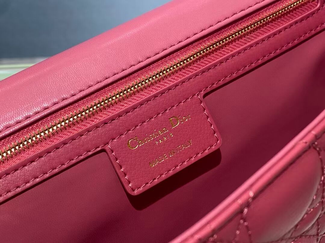 LARGE DIOR CARO BAG Soft Cannage Calfskin M9243U rose