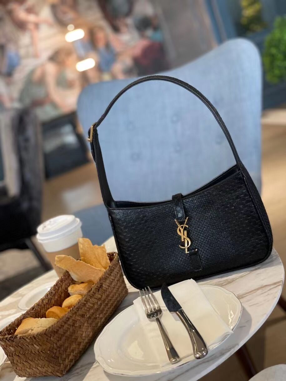 YSL TOP HANDLE BAG IN Snake skin LEATHER Y687228 black