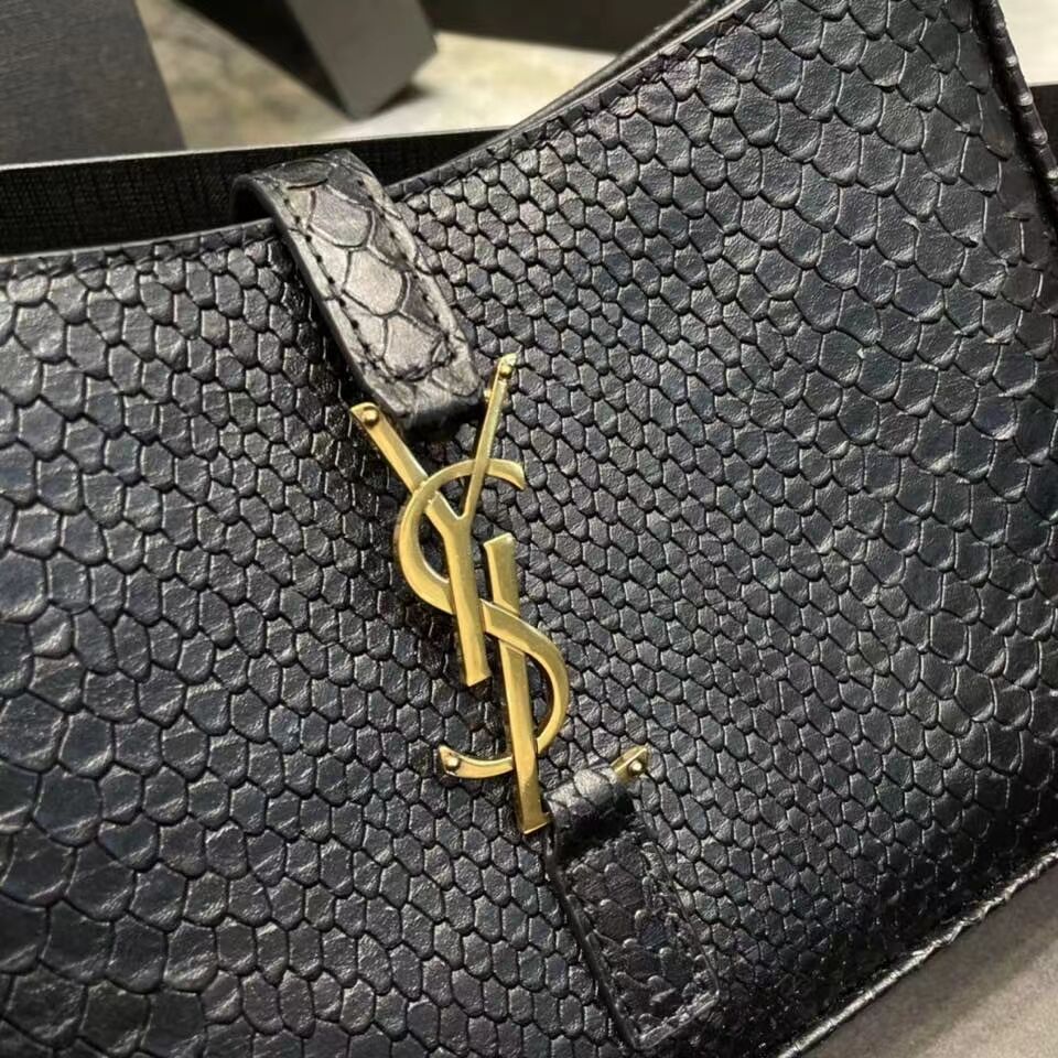 YSL TOP HANDLE BAG IN Snake skin LEATHER Y687228 black