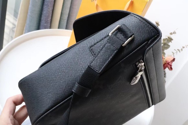 Louis Vuitton NEW MESSENGER M30746 black