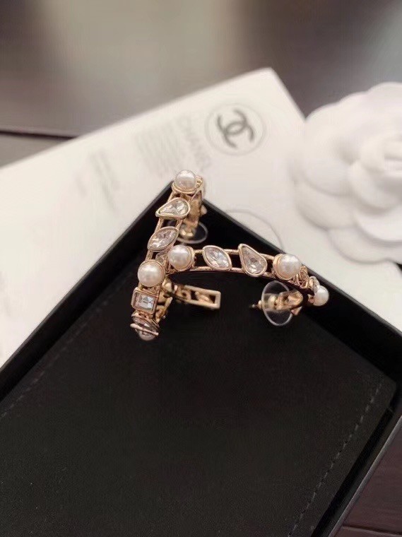 Chanel Earrings CE6404