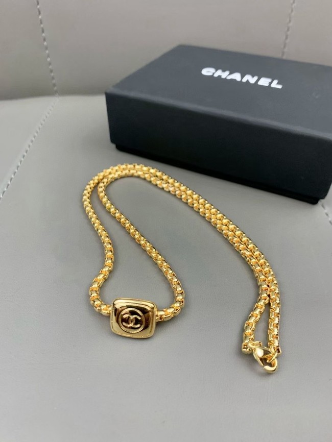 Chanel Necklace CE6412