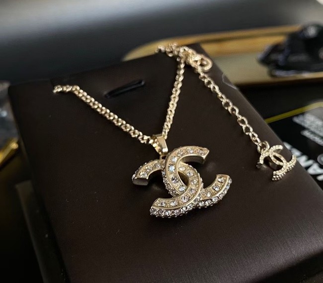 Chanel Necklace CE6415