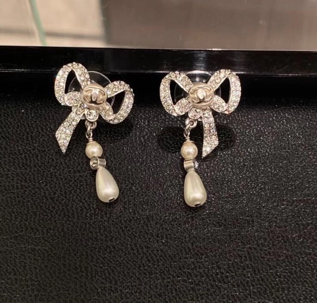 Chanel Earrings CE6446