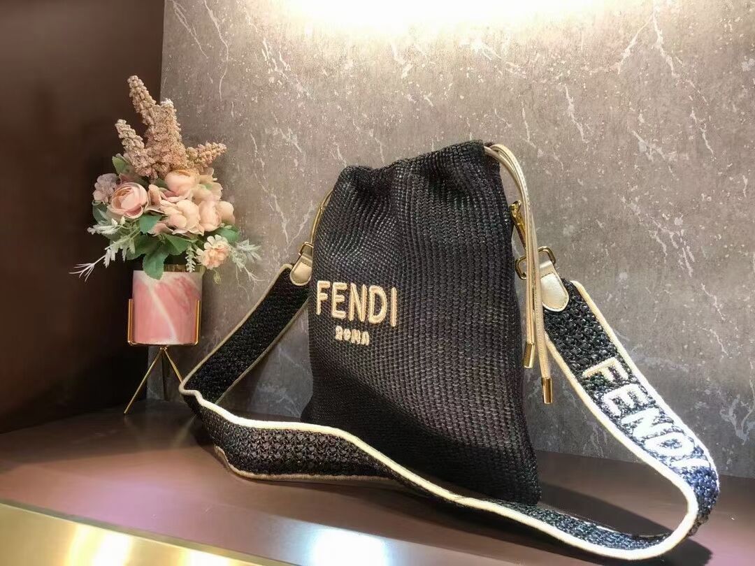 FENDI PACK SMALL POUCH Braided straw small-bag F1529 black