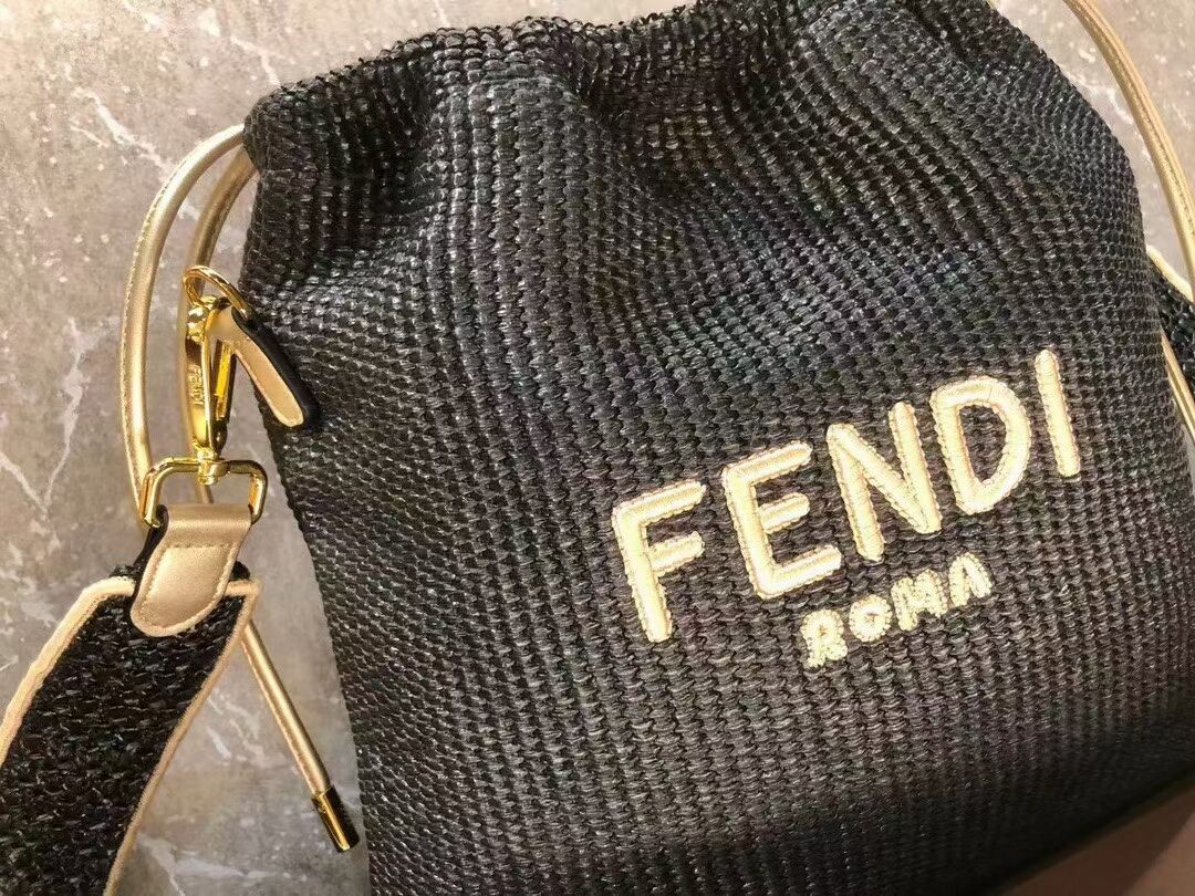 FENDI PACK SMALL POUCH Braided straw small-bag F1529 black