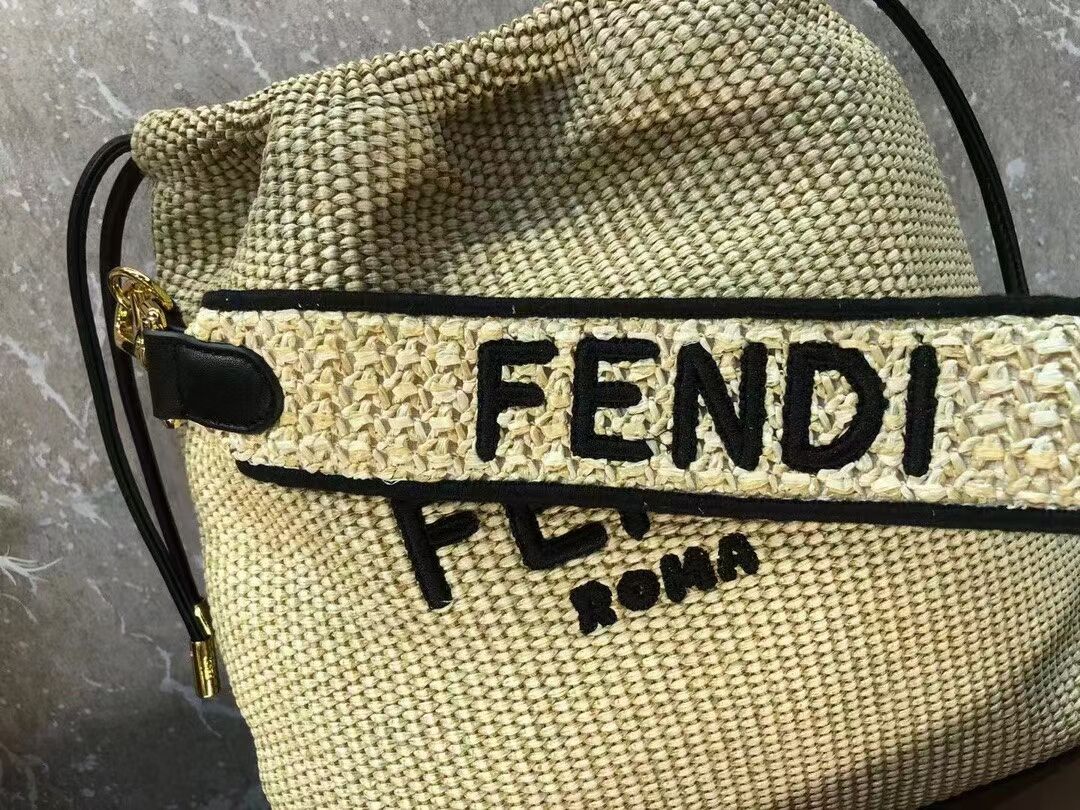 FENDI PACK SMALL POUCH Braided straw small-bag F1529 brown