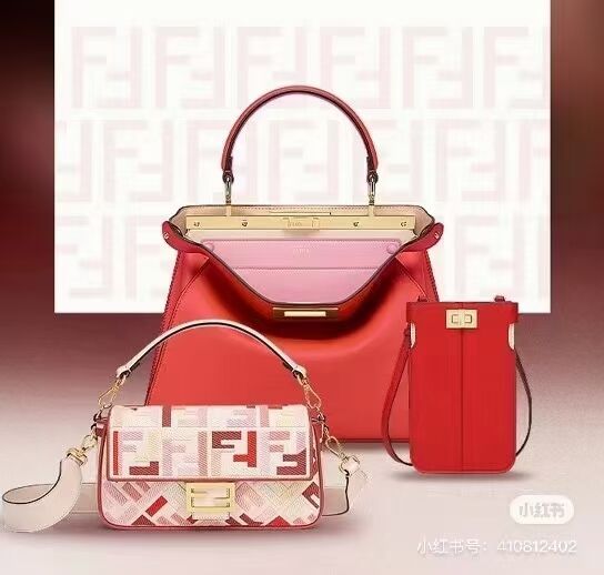 FENDI PEEKABOO ISEEU MEDIUM leather bag 8BN321A6 red