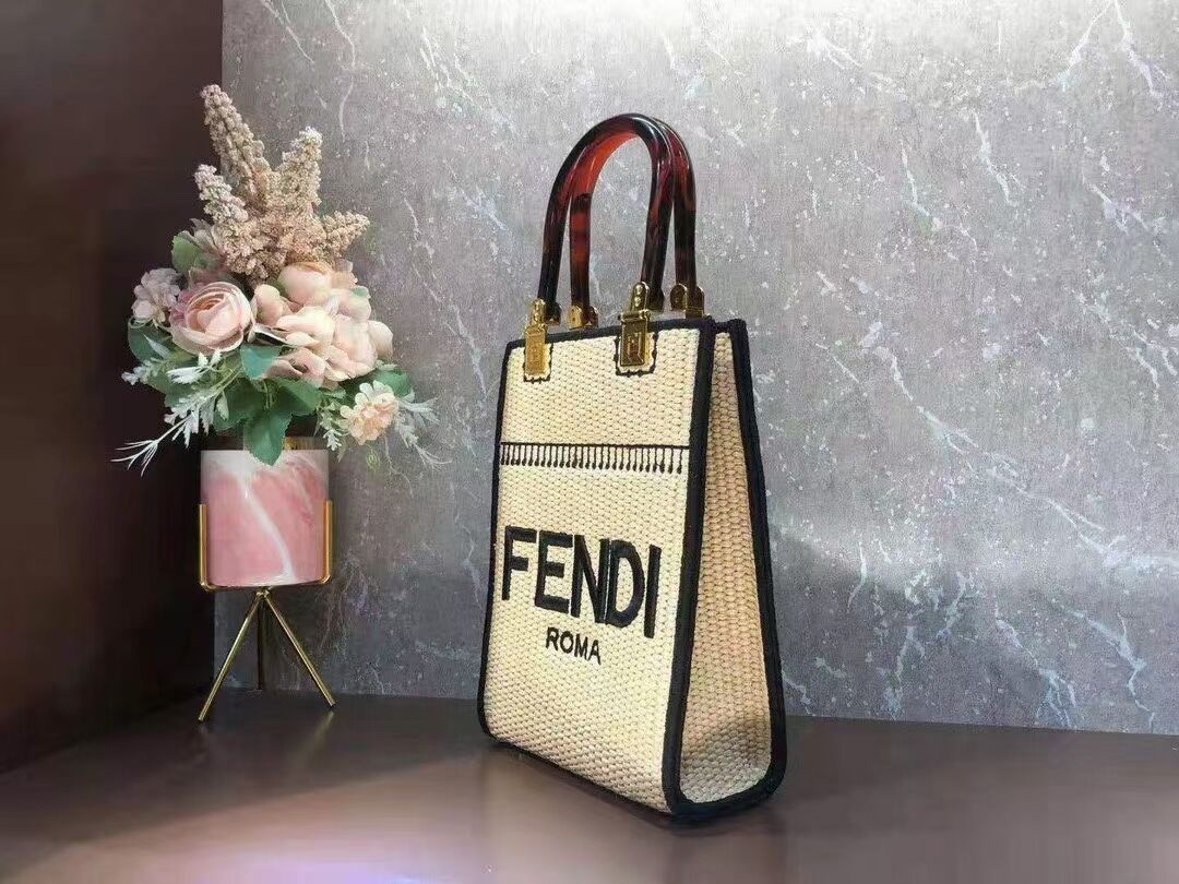 FENDI SUNSHINE SHOPPER Braided straw medium-bag F1620 apricot