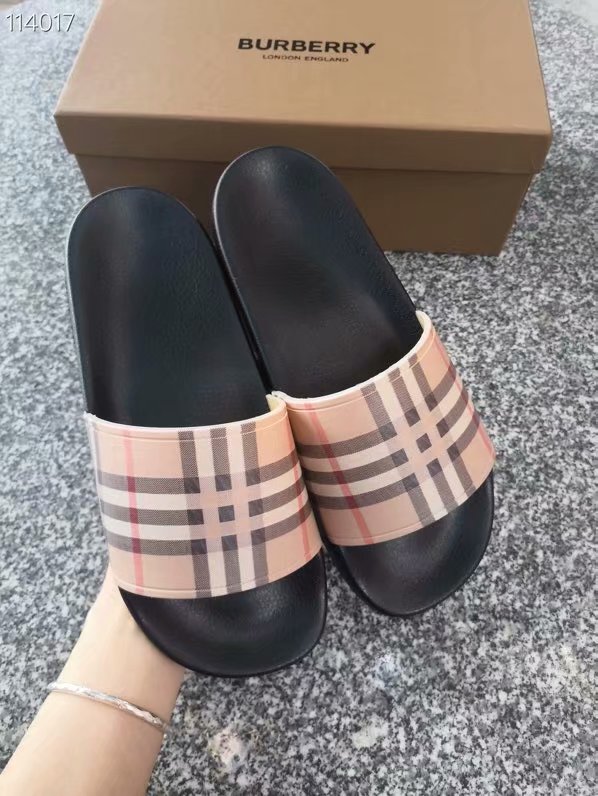 BurBerry Shoes BUR185OM-1