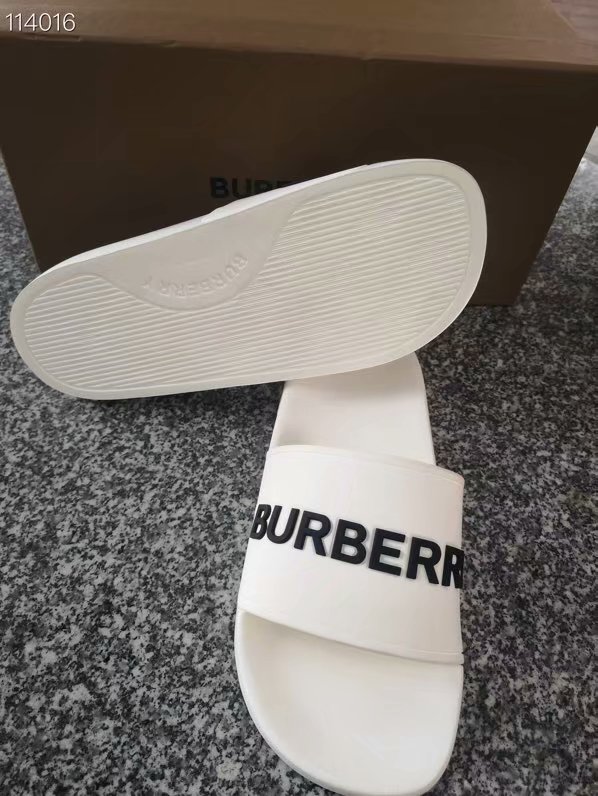 BurBerry Shoes BUR185OM-2