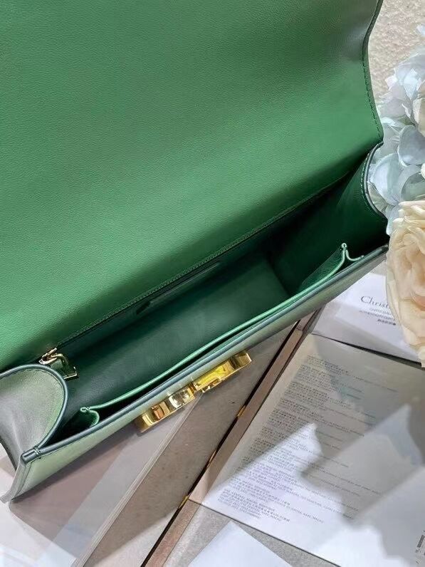 Dior 30 MONTAIGNE BAG green Gradient Calfskin M9203U