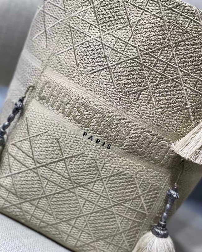 Dior Bubble Maple Leaf Embroidered Bucket Bag M6006 Beige