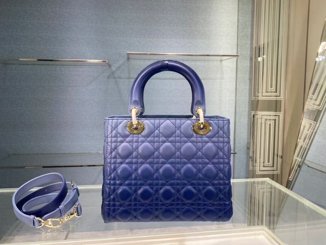 MEDIUM LADY DIOR BAG Gradient Cannage Lambskin M0565OS blue