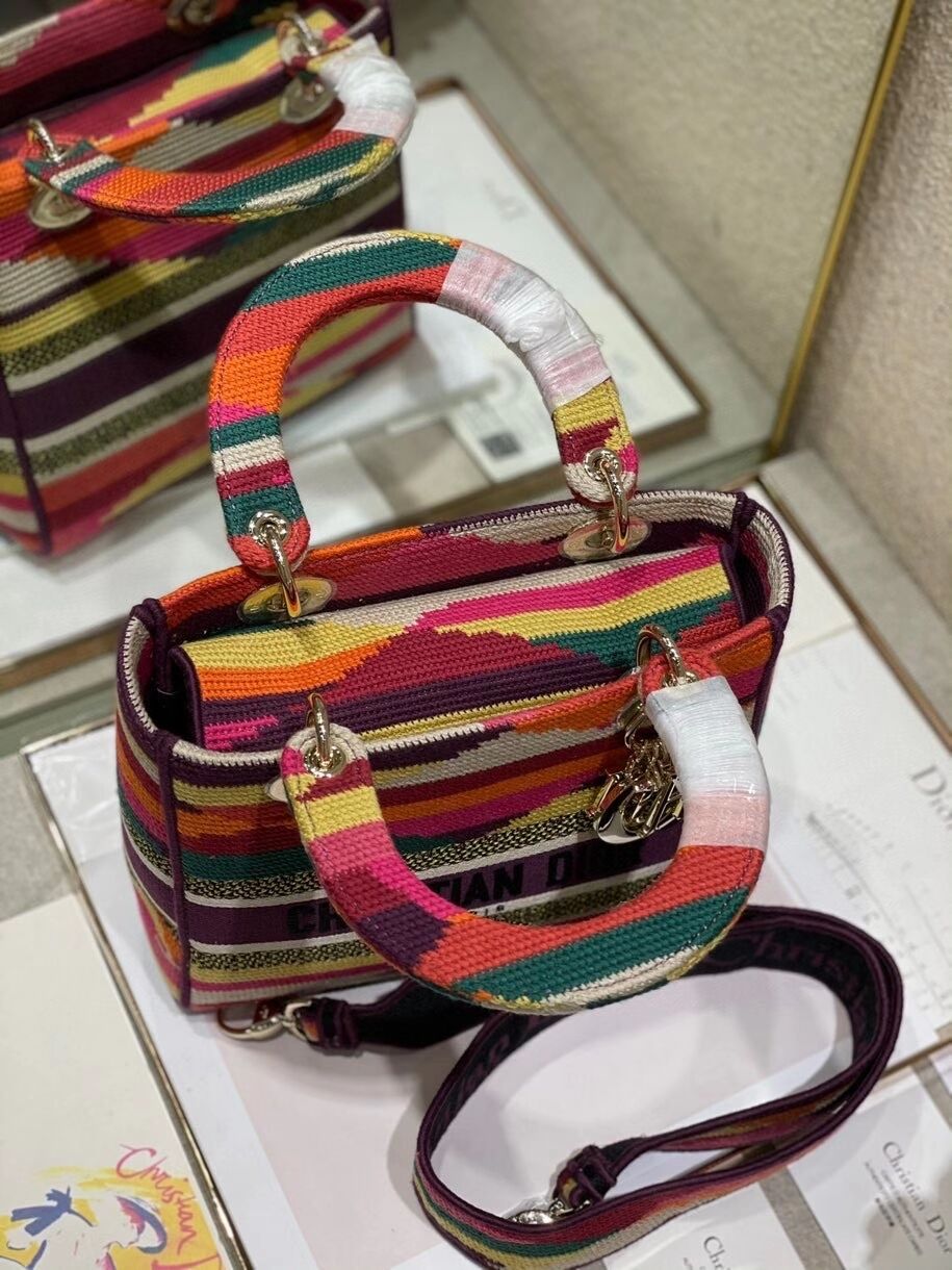 MEDIUM LADY D-LITE BAG Multicolor D-Stripes Embroidery M0565O