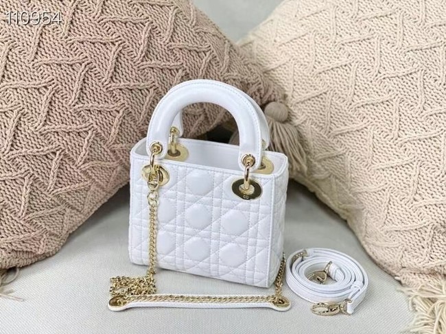 MINI LADY DIOR BAG Cannage Lambskin M0505OC white