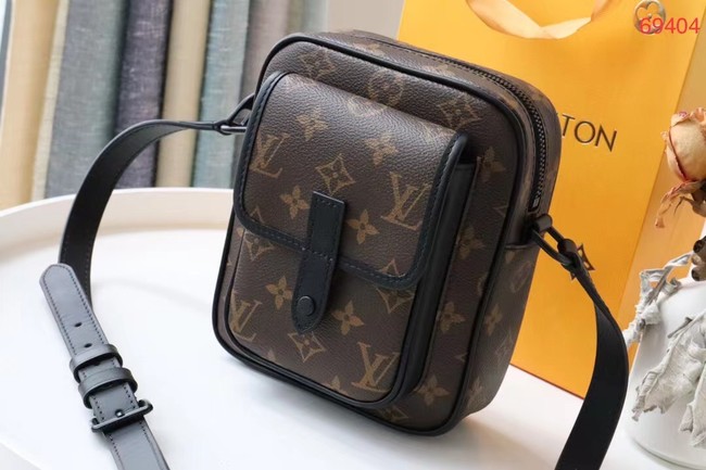 Louis Vuitton OUTDOOR POUCH M69404 black