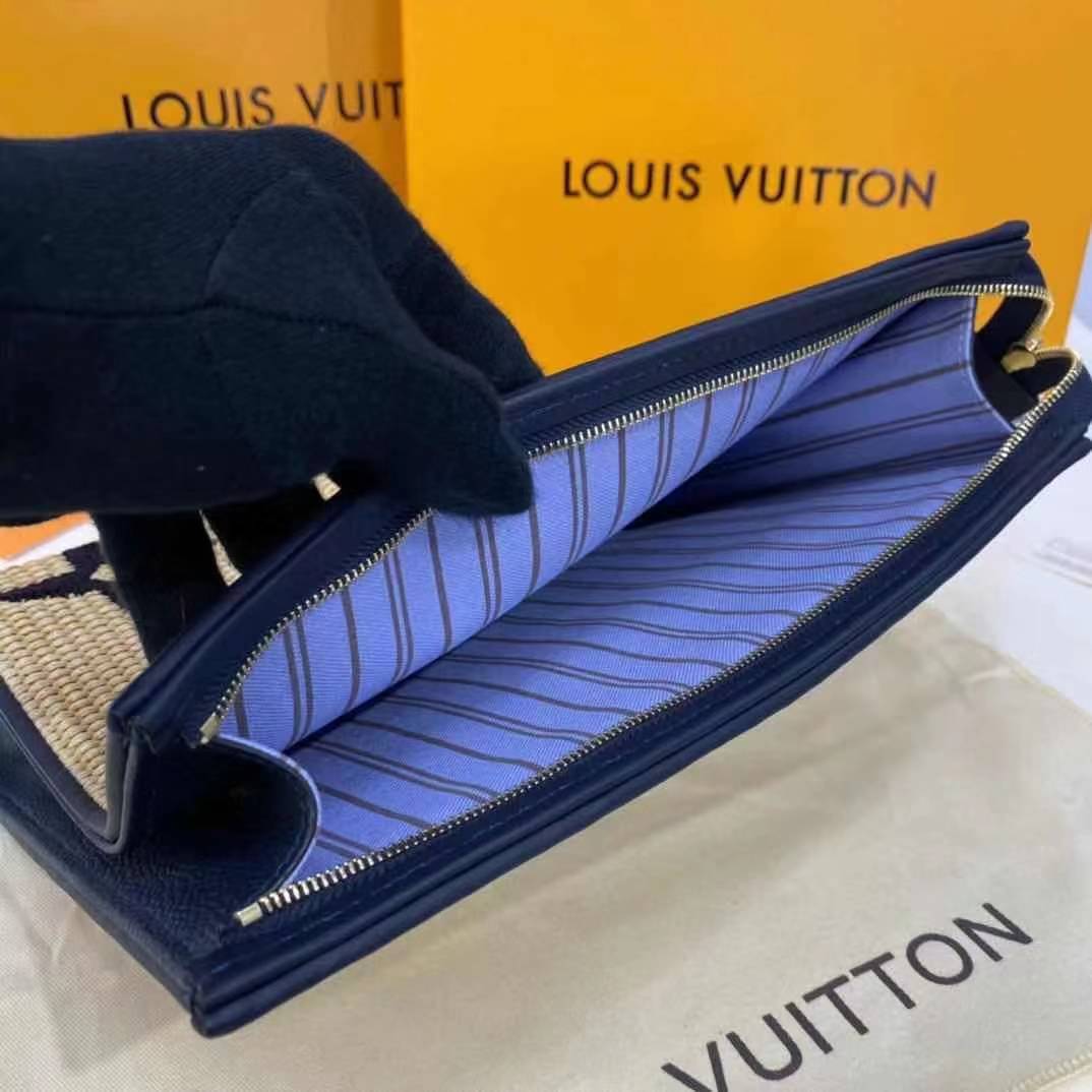 Louis Vuitton POCHETTE VOYAGE MM M30762 blue