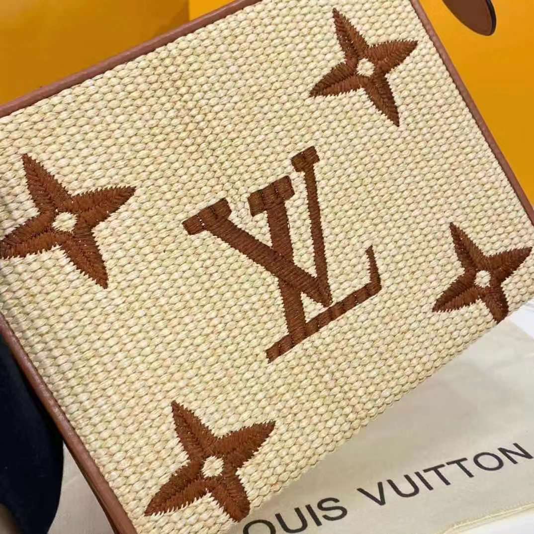 Louis Vuitton POCHETTE VOYAGE MM M30762 brown