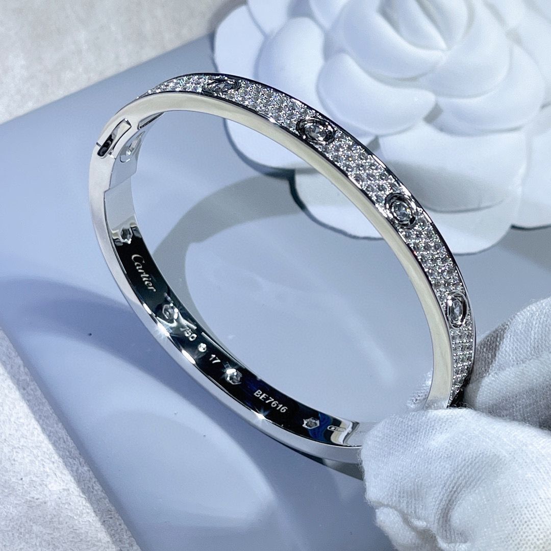 Cartier Bracelet CB5733 Silver