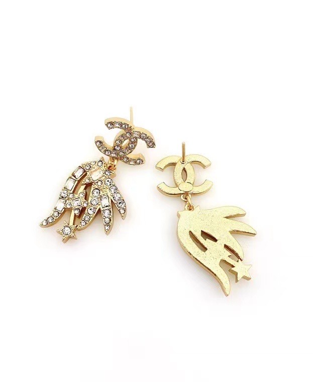 Chanel Earrings CE6584