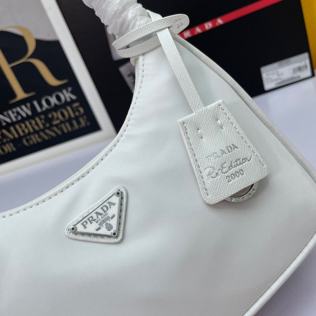 Prada Re-Edition 2000 nylon mini-bag 1NE515 White