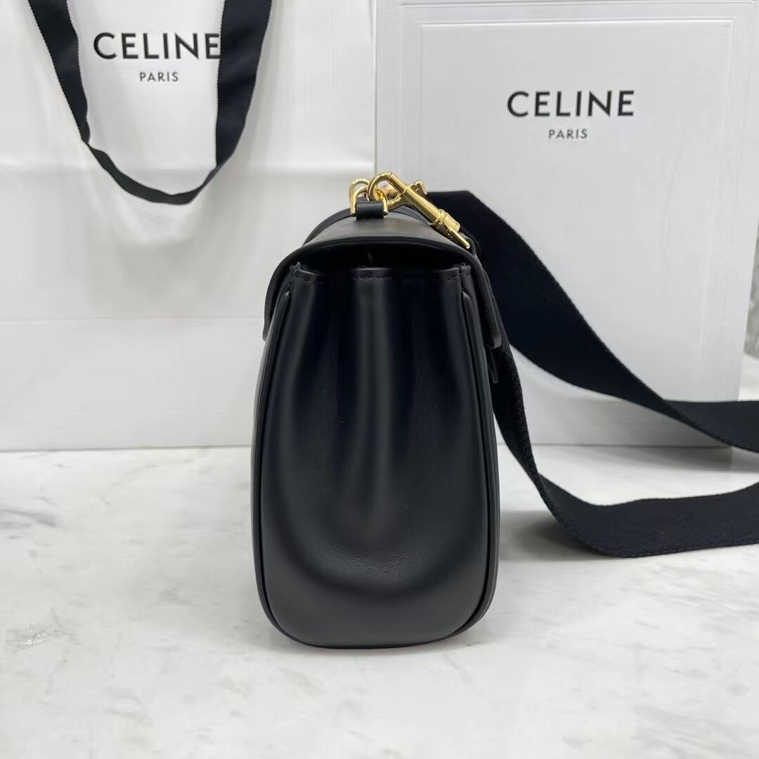 Celine TEEN SOFT 16 IN SMOOTH CALFSKIN 196853 black