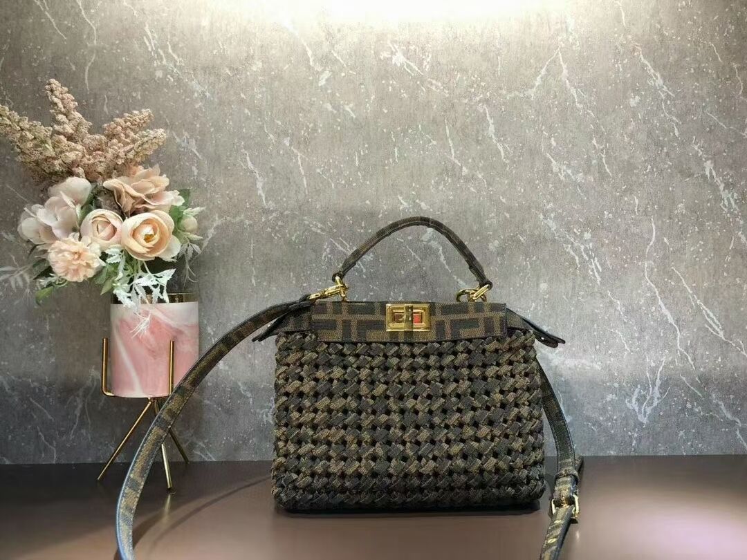 Fendi PEEKABOO ISEEU Weave Bag F6363 brown