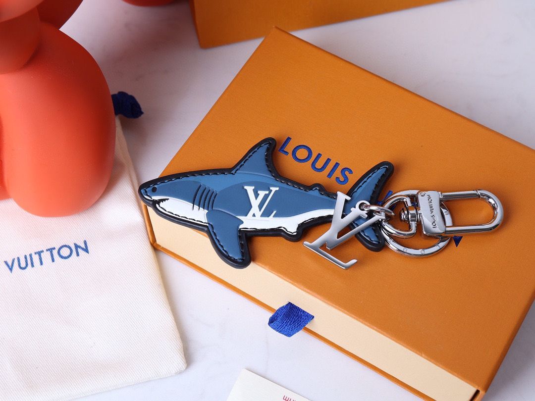 Louis Vuitton Aquatice Bag Charm and Key Holder LV32698