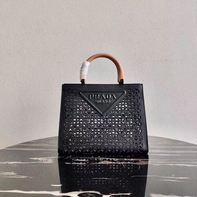 Prada leather tote bag 1AG405 black