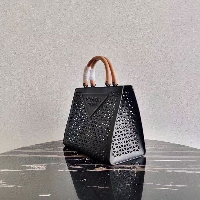 Prada leather tote bag 1AG405 black