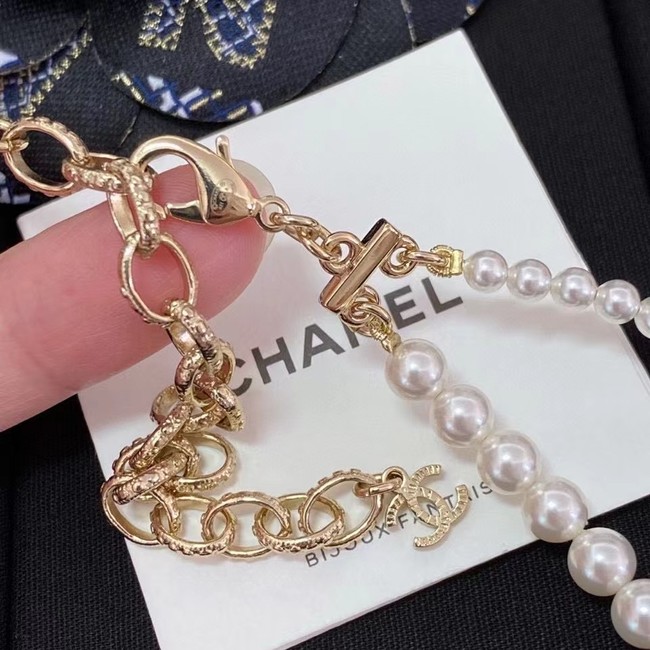 Chanel Necklace CE6600