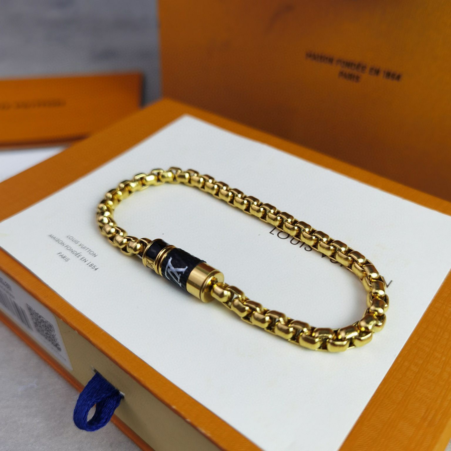 Louis Vuitton Bracelet LVB8623
