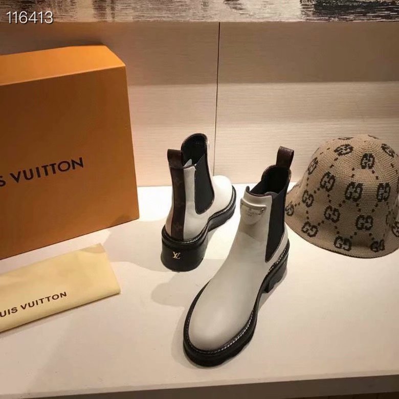 Louis Vuitton Shoes LV1118LS-1