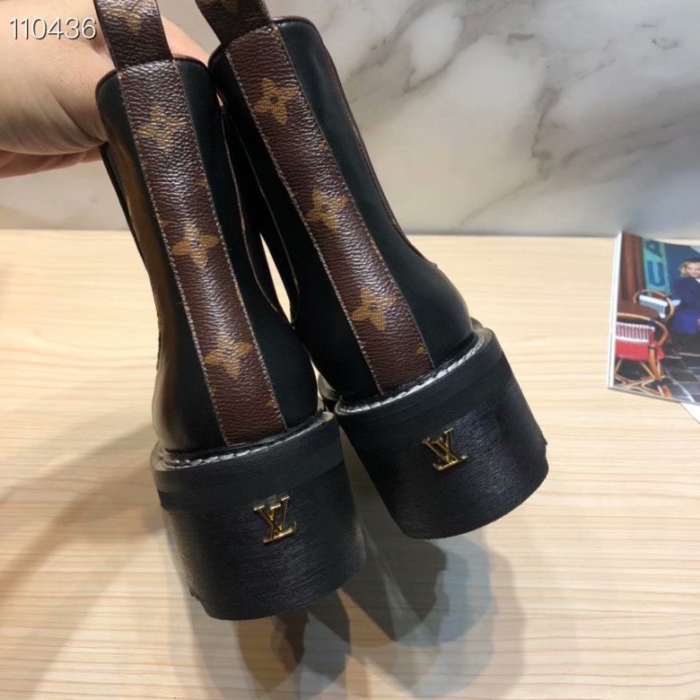 Louis Vuitton Shoes LV1118LS-4