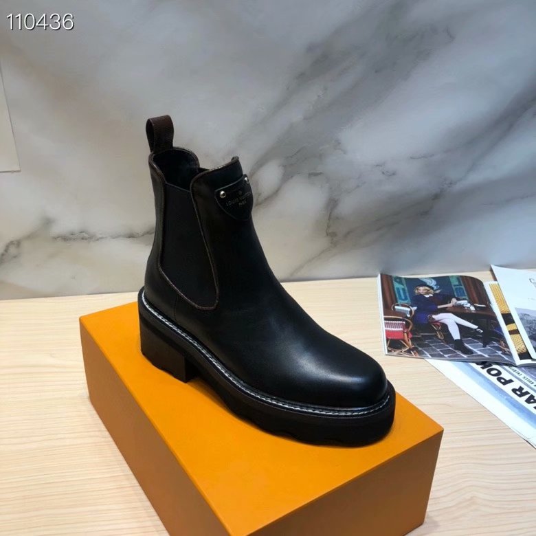 Louis Vuitton Shoes LV1118LS-4