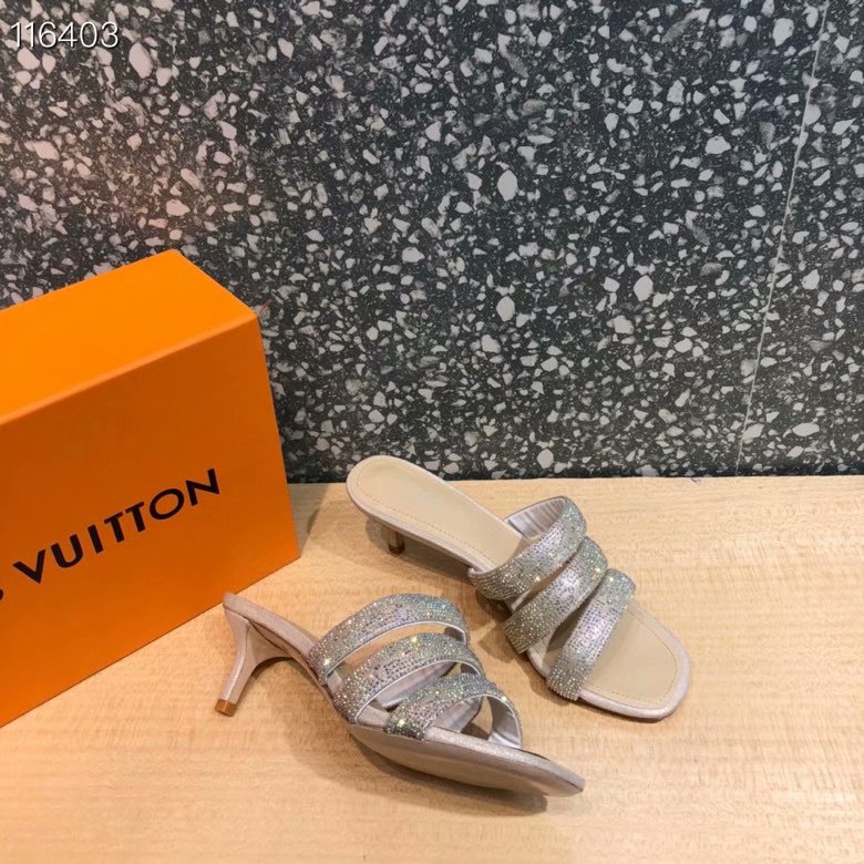 Louis Vuitton Shoes LV1121LS-2