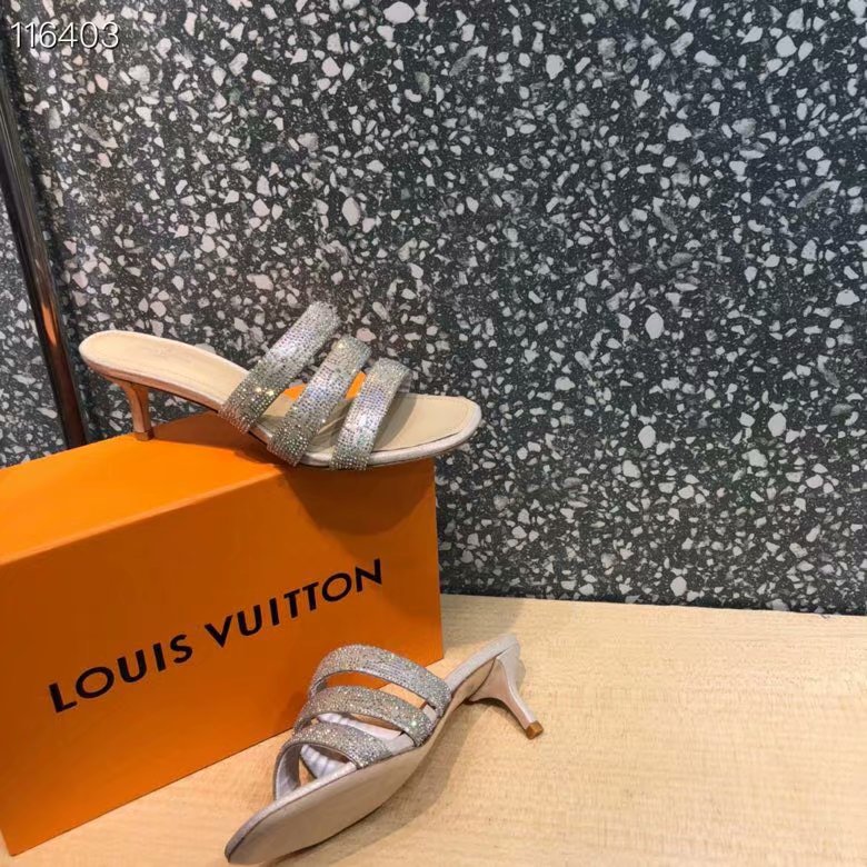 Louis Vuitton Shoes LV1121LS-2