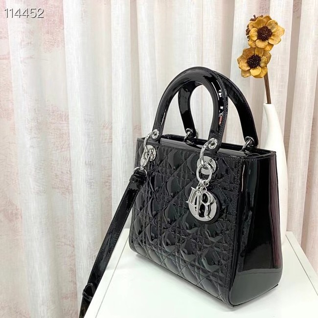 MEDIUM LADY DIOR BAG Black Patent Cannage Calfskin M0565OW-2