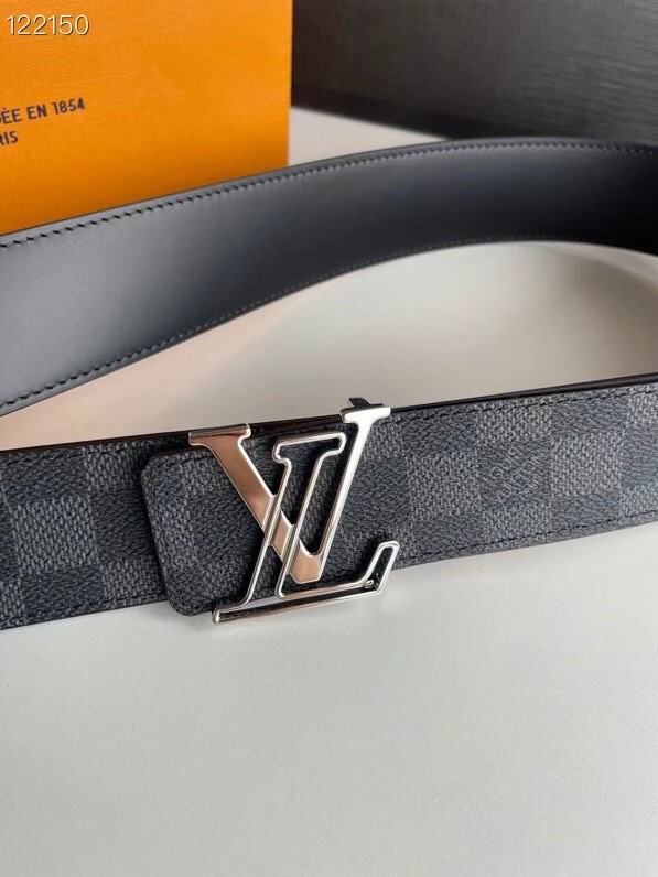 Louis Vuitton INITIALES 40MM REVERSIBLE BELT M0214T
