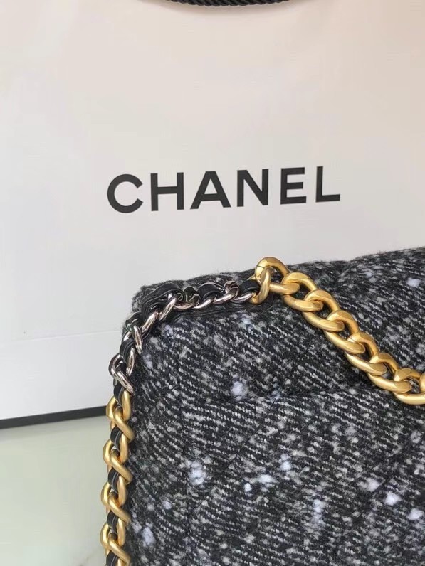 Chanel 19 flap bag Tweed AS1160 black